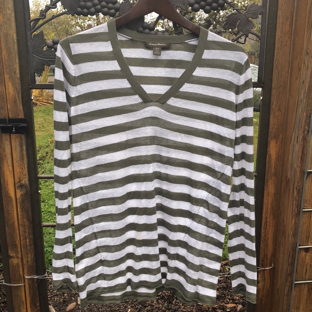 Tommy Bahama EUC gray and white striped linen blend shirt size S
